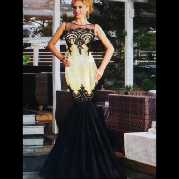 Size 8: NWOT Gold/Black Sexy Sequin Long Evening Dress